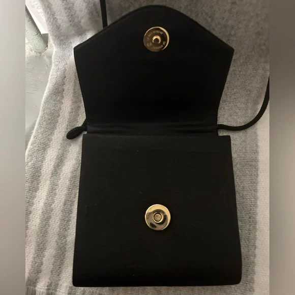 Small Salisbury Handbag - Picture 7 of 11